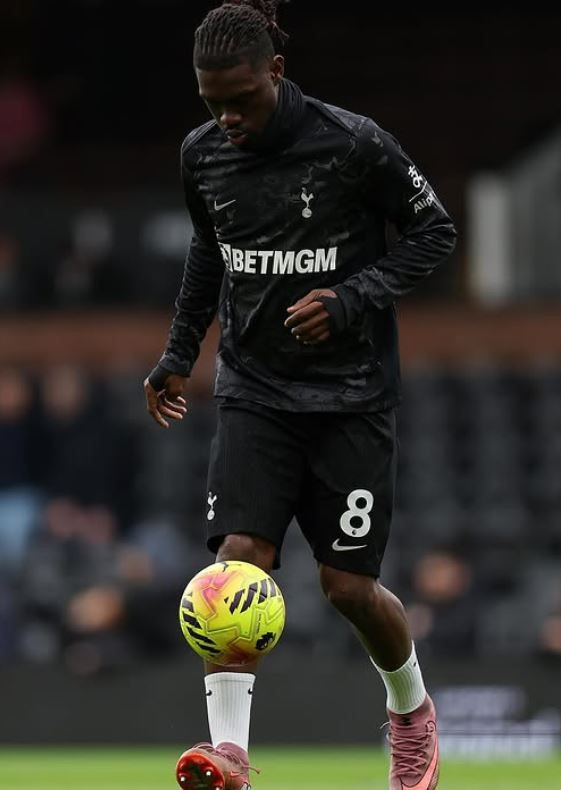 Fenerbahçe'de yeni sezonun ilk transferi belli oldu! Rotasyon alev alacak - Resim: 17