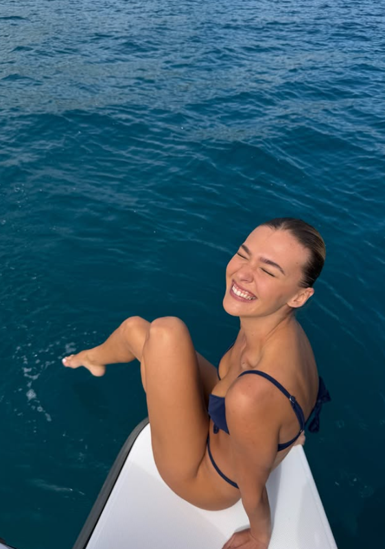 Monaco tatilinden paylaştı! Melisa Döngel’in fotoğrafları sosyal medyayı salladı - Resim: 3