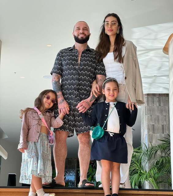 Berkay Şahin üçüncü kez baba oldu! Doğum sonrası aile pozlarını paylaştı - Resim: 2