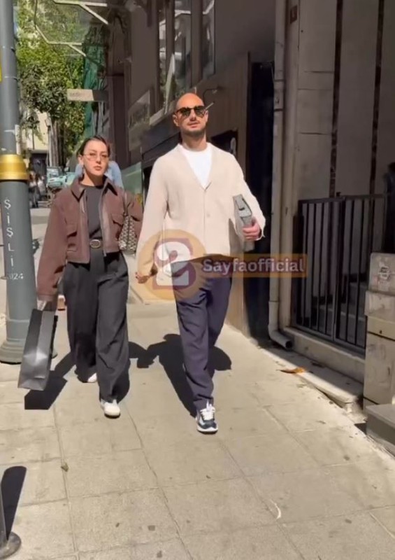 Galatasaray’ın genç yıldızı Ahmed Kutucu fenomen sevgilisiyle görüntülendi! İkilinin romantik halleri dikkat çekti - Resim: 5