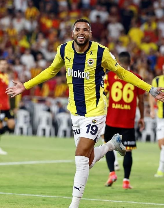 Fenerbahçe'ye kötü haber! Forvet transferi konusu büyük can yakacak - Resim: 26