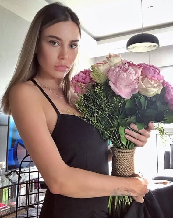 Bilal Hancı'nın eski eşi Esin Cepni OnlyFans hesabı açmıştı! Cepni'nin Instagram'dan paylaştığı son fotoğraf ise ortalığı yıktı geçti: Resmen çıplak - Resim: 49