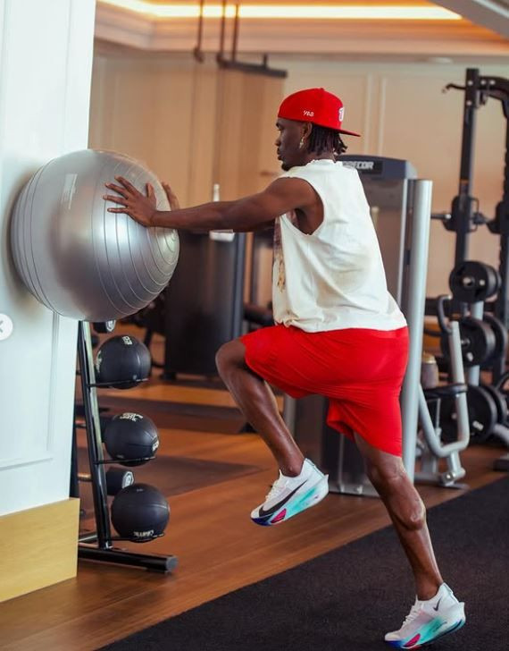 Fenerbahçe'de yeni sezonun ilk transferi belli oldu! Rotasyon alev alacak - Resim: 16