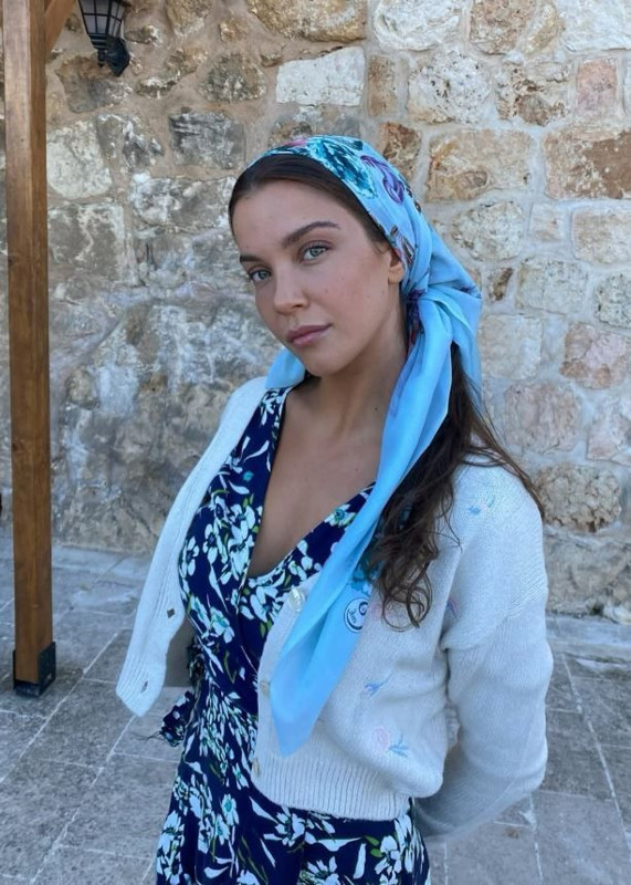 Yaren Güldiken'den ortalığı kasıp kavuran tatil pozları! Beyaz bikinisiyle mest etti, kusursuz fiziğine övgüler yağdı - Resim: 1