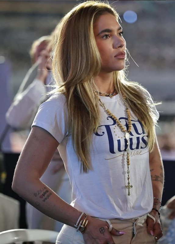 Yıldız futbolcunun ihanet mesajları ifşa oldu! Kız arkadaşı terk etti - Resim: 2