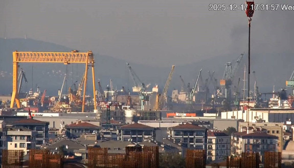 Tuzla'da tersanede korkutan yangın!