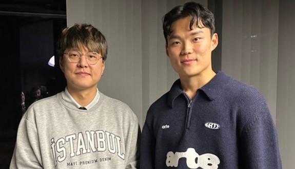 Koreli fenomen Chaby Han, Beşiktaş'ın forveti buluştu! Paylaşımına düştüğü not olay oldu! "Çilek kokuyordu"