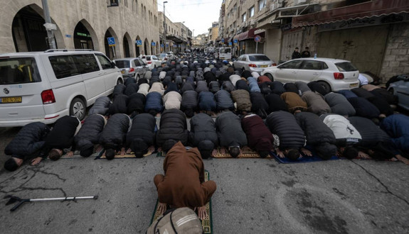 Mescid-i Aksa'da bayramda ibadet yasağı! 59 yıl sonra bir ilk