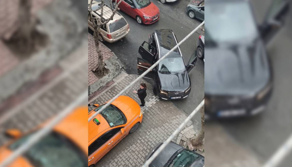 İstanbul'da akılalmaz olay! Düğün konvoyundakiler ters yöne girdi ortalık karıştı: Küfredip, saldırdılar