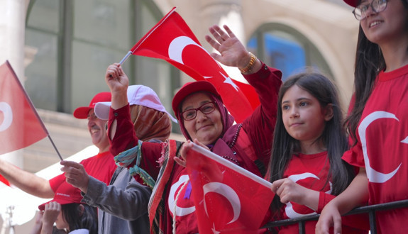 ABD’de Türk Günü imzası! İletişim Başkanlığı’nın dijital kamyonları güne damga vurdu! Alkış alan mesajlar
