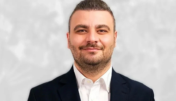 CHP Üsküdar İlçe Başkanı Tütüncü ile esnaf arasında “Selam” gerginliği! Esnafa ceza kesildi