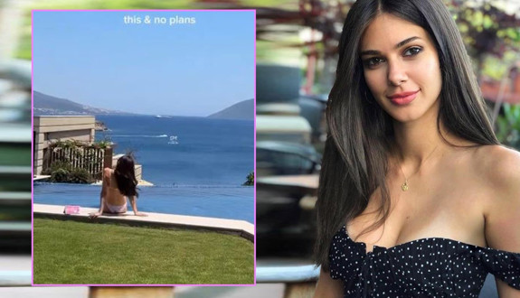 Defne Samyeli'nin güzel kızı Deren, beyaz bikinisiyle paylaştı