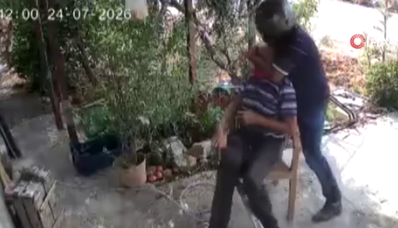 Mersin'de dehşete düşüren canilik! Yaşlı adamın boynunu kırmaya çalışıp kafasını ezdi!