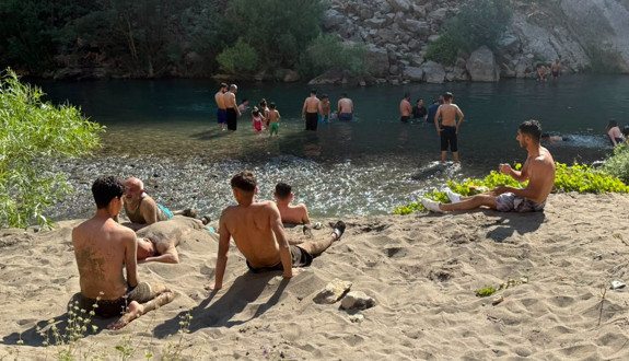 Bir zamanlar terörle anılan bölgeydi! Şine Deresi'ne ziyaretçi akını