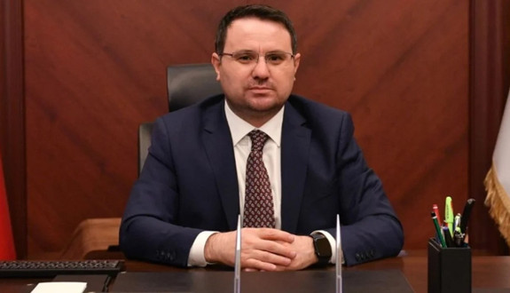 Bakan Gürlek açıkladı! Turistleri ve taraftar gruplarını hedef alan hırsızlık ağına operasyon: 28 kişi yakalandı