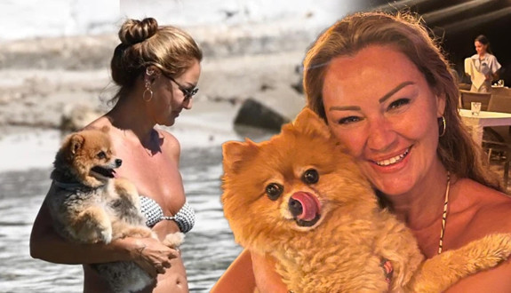 Pınar Altuğ’dan tatil pozu! Köpeğiyle denize girdi