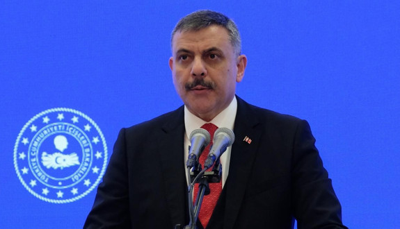 SON DAKİKA: İçişleri Bakanı Mustafa Çiftçi'den Manisa'daki okul saldırısı sonrası emniyet müdürlerine net talimat: Bunu rutin görmeyeceksiniz!