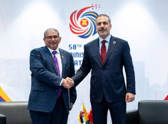 Bakan Fidan'dan Malezya çıkarması! Peş peşe kritik görüşmeler - Resim : 2