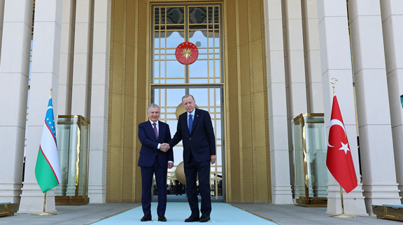 Özbekistan Cumhurbaşkanı Mirziyoyev Ankara'da! Masada kritik konular var! - Resim : 1