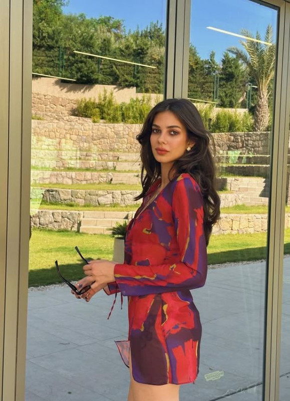 Deren Talu paylaşmalara doyamadı! İddialı tatil pozlarıyla takipçilerini mest etti - Resim: 5