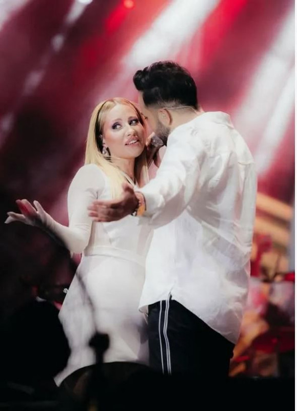 Derya Uluğ ve sevgilisi Asil Gök kabusu yaşadı! Komşu terörü kameraya anbean yansıdı - Resim: 5