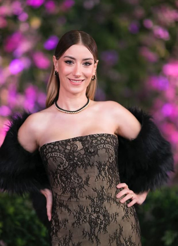 Hazal Kaya'dan şoke eden itiraf: O parayla gayrimenkul zengini olurdum! - Resim: 6