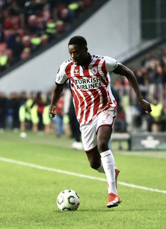 Fenerbahçe’nin ilk transferi hayırlı olsun! 4.5 yıllık sözleşme imzalanacak! 1.4 milyon euro maaş alacak! - Resim: 7