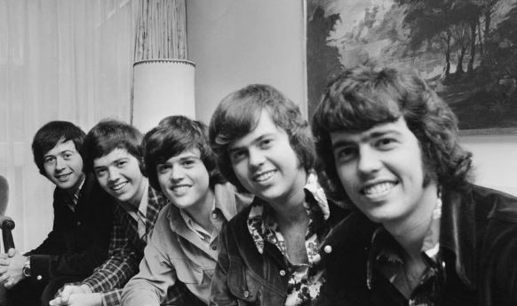 Dünyayı bir dönem kasıp kavuran efsane grubun üyesiydi! Ünlü şarkıcı hayatını kaybetti - Resim: 4