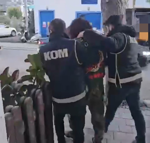 Adnan Oktar suç örgütünün kilit ismiydi... Muğla’da kaçarken yakalandı - Resim : 1