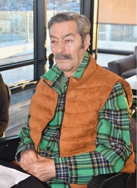 Beyninde pıhtı atmıştı! Yeşilçam'ın efsane ismi Kadir İnanır'ın son hali ortaya çıktı: Ayağa kalktı! - Resim: 7