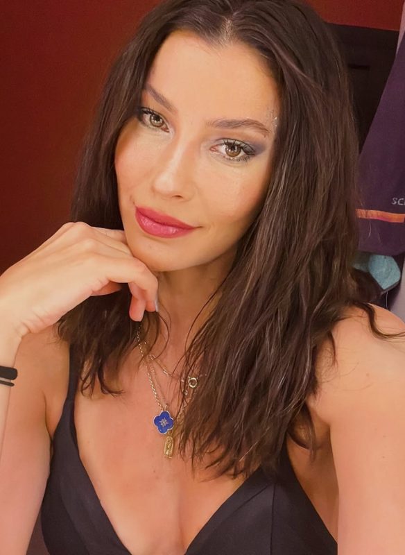 Müjde Uzman ilk kez konuştu! Hakkındaki estetik yorumlarına yanıtı sert oldu - Resim: 1