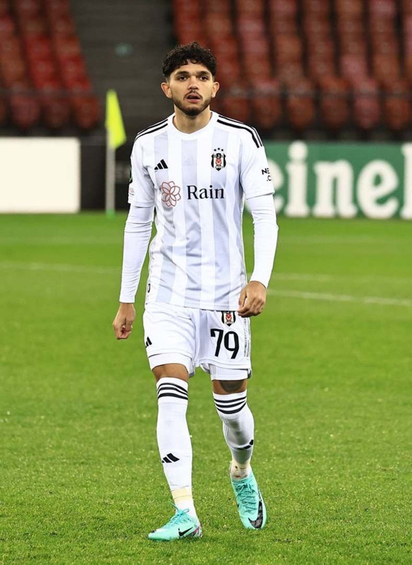 Beşiktaş'ta beklenen ayrılık gerçekleşti! Sonraki satışından pay alınacak - Resim: 3