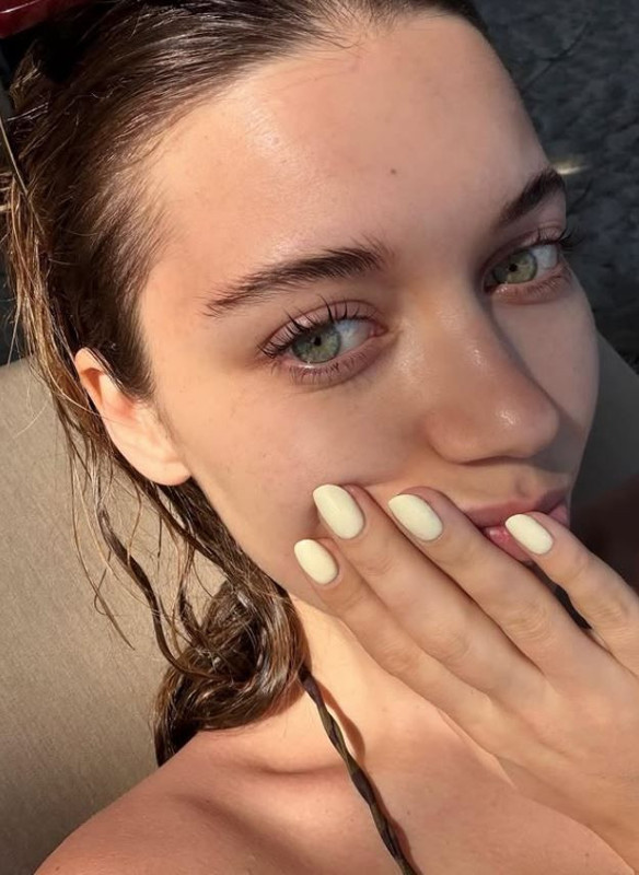 Afra Saraçoğlu İtalya tatilinden paylaştı! İddialı pozlarına beğeni yağdı - Resim: 7
