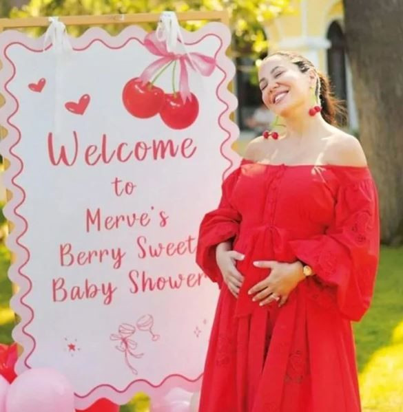 Sibel Can babaanne oldu! Ünlü şarkıcının torununun ismi ortaya çıktı - Resim: 3