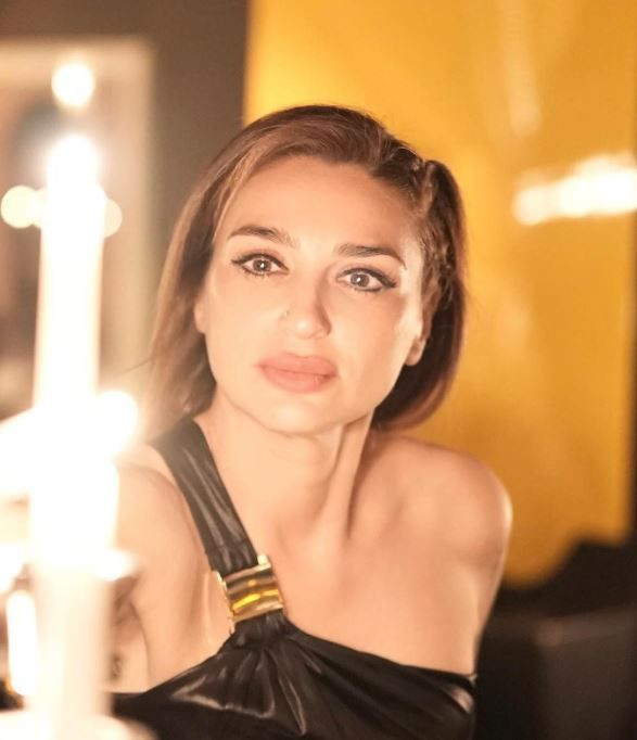 Tarkan'la yaşadığı aşk bir dönem magazin basınını süslemişti! Bilge Öztürk'ün yeni imajı ortaya çıktı - Resim: 26