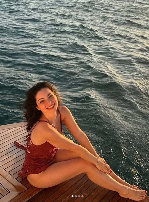 Merve Boluğur’dan olay tatil pozları! Kusursuz fiziğiyle sosyal medyayı yaktı geçti! "Ve tanrı kadını yarattı" - Resim: 4