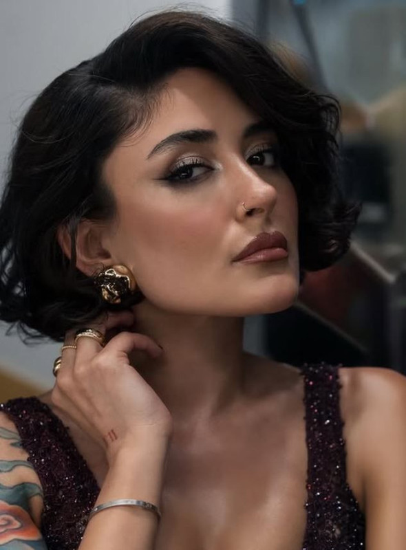 Evliliğini tek celsede sonlandırmıştı! Melek Mosso'dan duygulandıran gelinlik açıklaması - Resim: 6