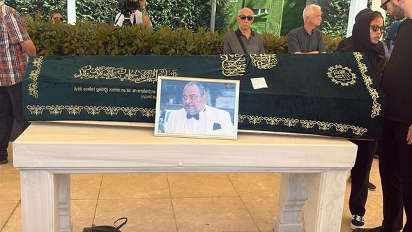 Saba Tümer'den dikkat çeken Reha Muhtar çıkışı: "Onun sayesinde şöhret oldular ama kimse yok" - Resim: 6