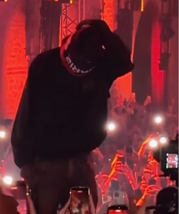Sahnede sadece 20 dakika kalmıştı: Travis Scott'dan Türkiye konserine gelen tepkiler sonrası açıklama - Resim: 9