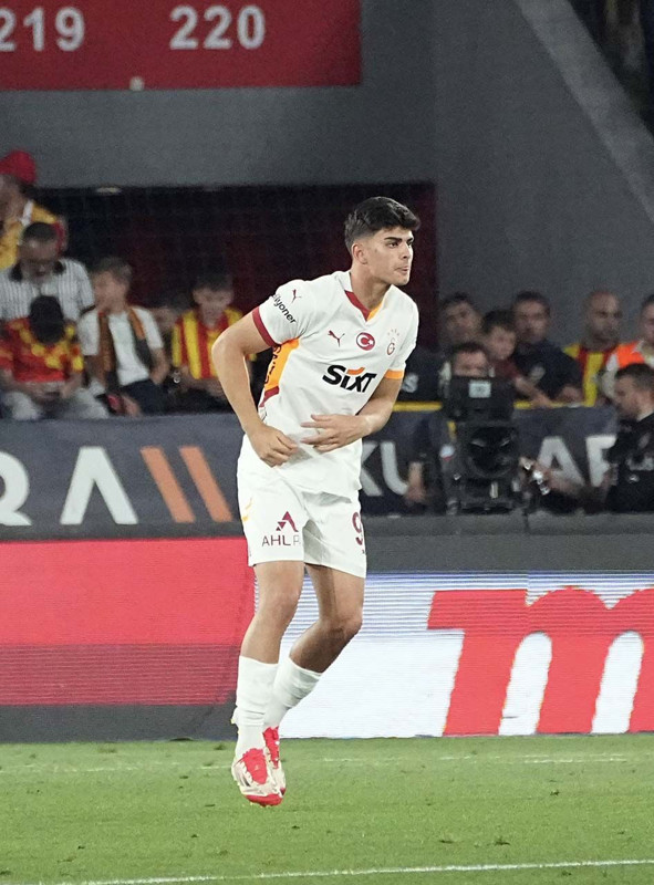 UEFA’ya bildirildi! Galatasaray’ın Juventus maçı kadrosu belli oldu! 2 transfer liste dışı kaldı - Resim: 4