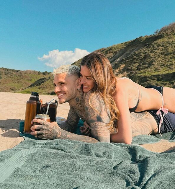 Galatasaraylı Mauro Icardi aşka geldi! Nişanlısı China Suarez ile deniz sezonunu açtı - Resim: 7