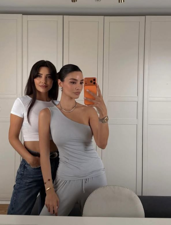 ''Estetik, botoks ve dolgum yok''  demişti! Hazal Filiz Küçükköse’den estetik iddialarına ikizli yanıt! - Resim: 4