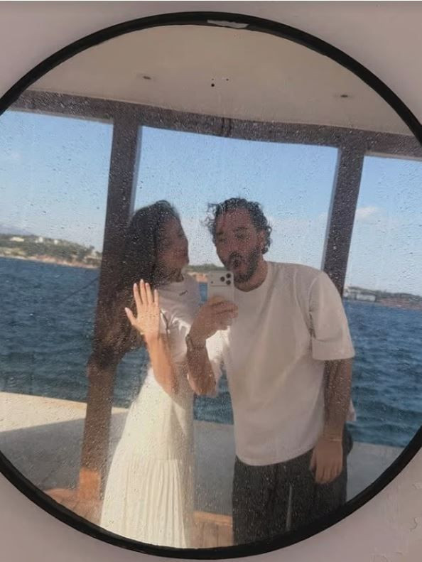 Dünyanın en güzel kızı Thylane Blondeau evleniyor! Nişan yüzüğünün değeri dudak uçuklattı - Resim: 5