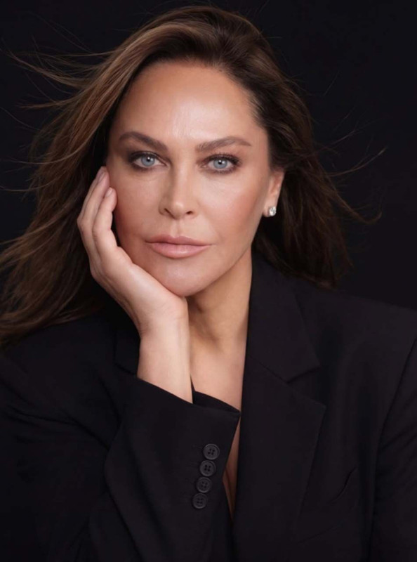 Hülya Avşar kaza yaptı! Ölümden döndü! O detay hayatını kurtardı! - Resim: 1