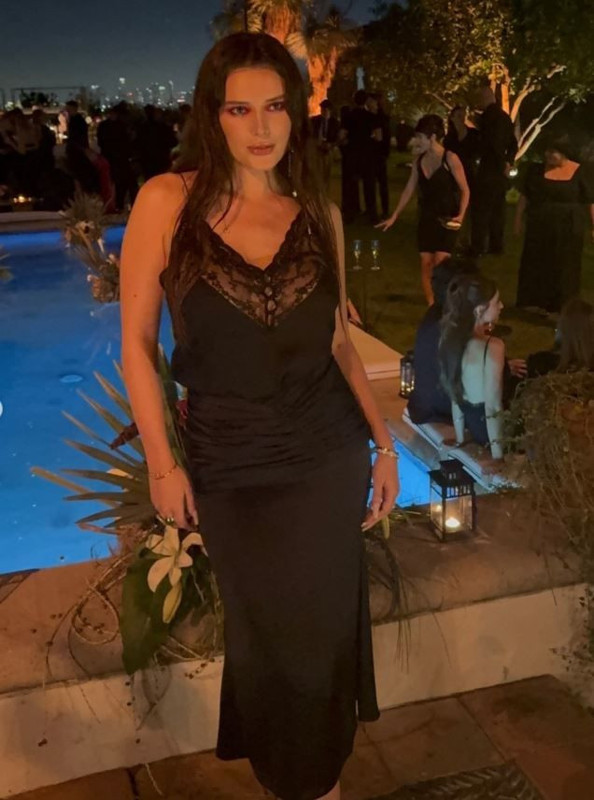 Hollywood’u sarsan itiraf! Bella Thorne yıllar sonra açıkladı! "6 yaşından 14 yaşına kadar istismara uğradım" - Resim: 6