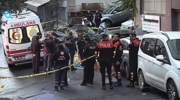Kağıthane’de korkunç olay! Pusu kurup kurşun yağdırdılar: 1 ölü - Resim : 1