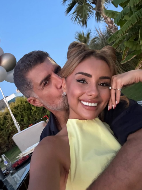 Eşi Samar Dadgar’dan Özcan Deniz’e anlamlı destek! "Her zaman biz" - Resim: 2