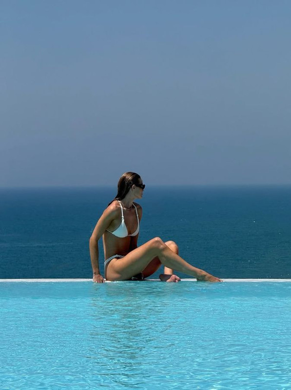 Victoria's Secret'ın eski modeli Antalya'da! Cesur tatil paylaşımları sosyal medyayı salladı - Resim: 3