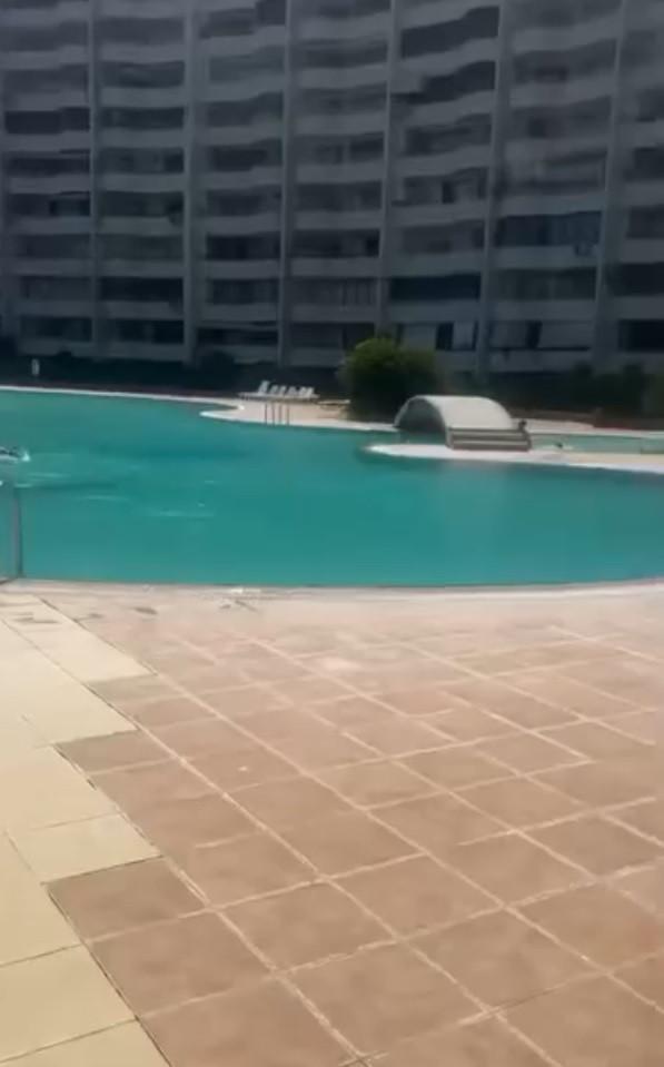 Tesettürlü kadının havuza alınmadığı iddiasına soruşturma - Resim : 2