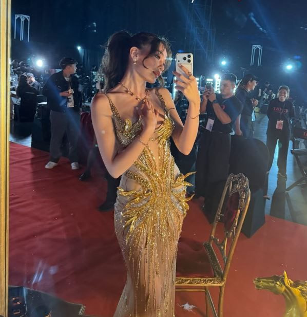 Miss Universe Türkiye güzeli Ceren Arslan'dan dikkat çeken paylaşım! Türk bayrağına izin verilmedi - Resim: 2